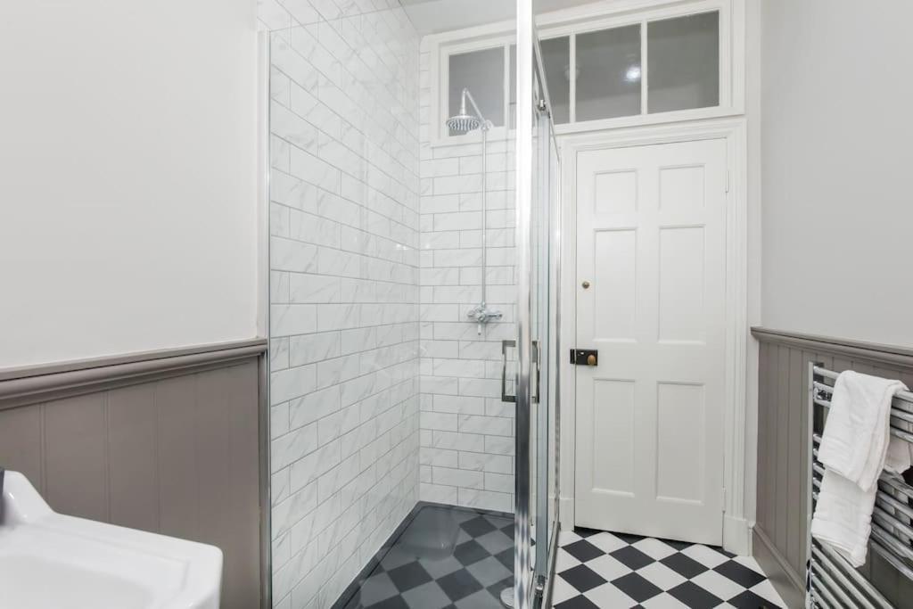 Aldwark View With Free Parking Apartamento York Exterior foto